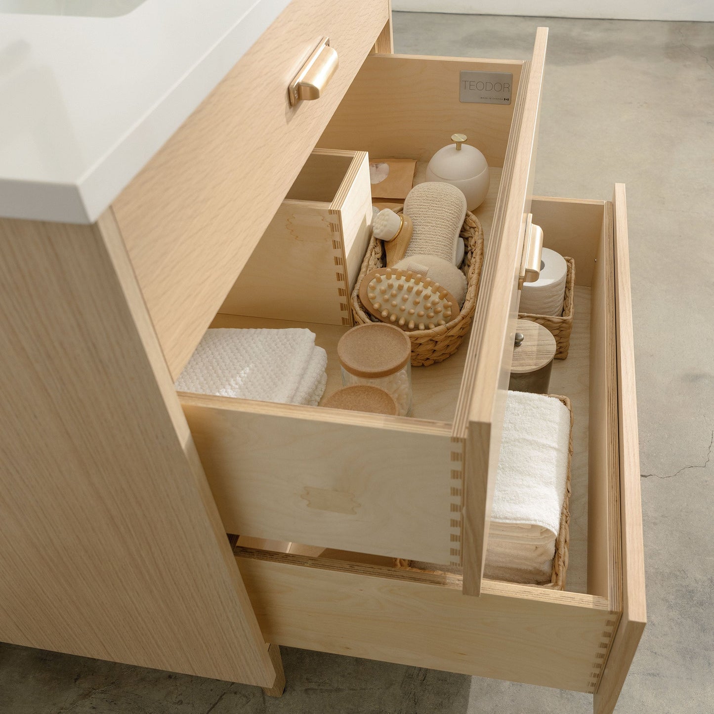 
                  
                    Ashbury SLIM 36" Natural White Oak Bathroom Vanity - All Drawers Teodor Bathroom Vanity United States
                  
                