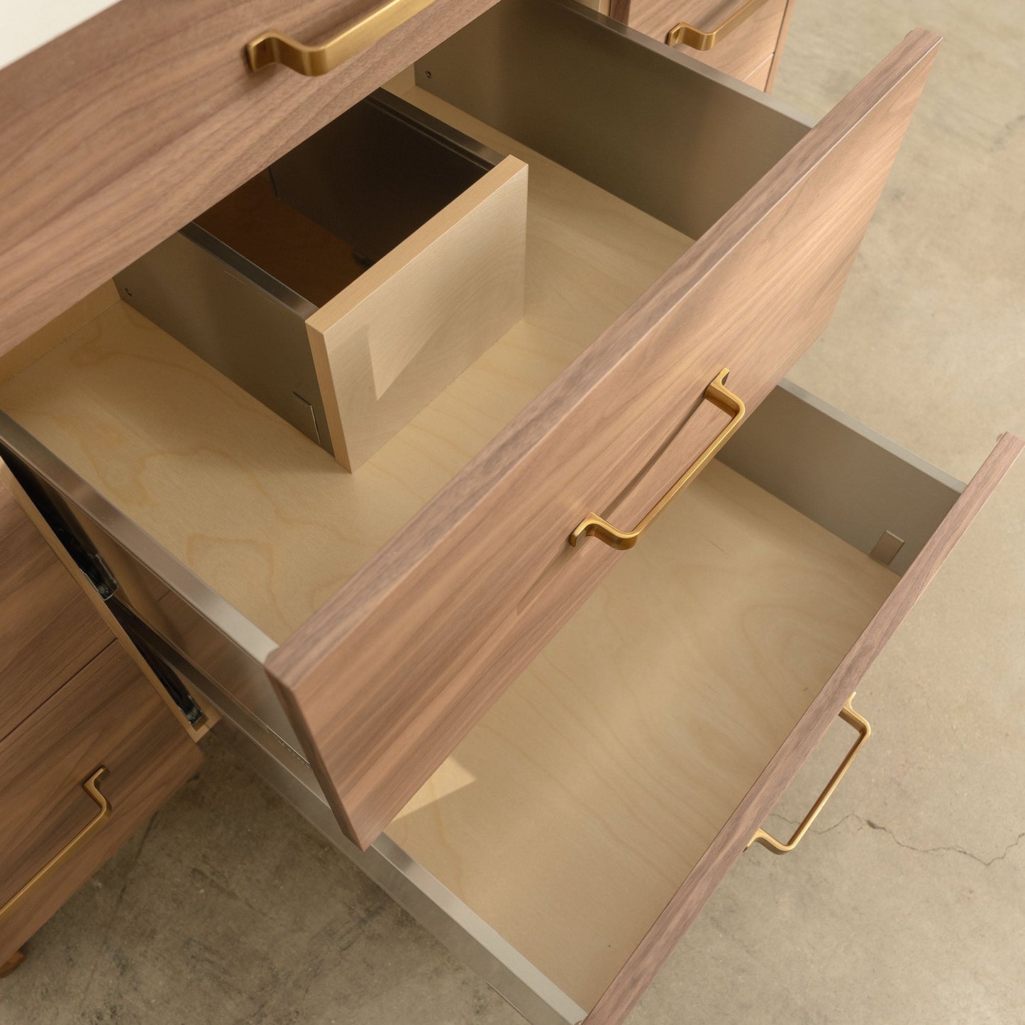 
                  
                    Asher SLIM Stainless 48" American Black Walnut Bathroom Vanity Teodor Bathroom Vanity United States
                  
                