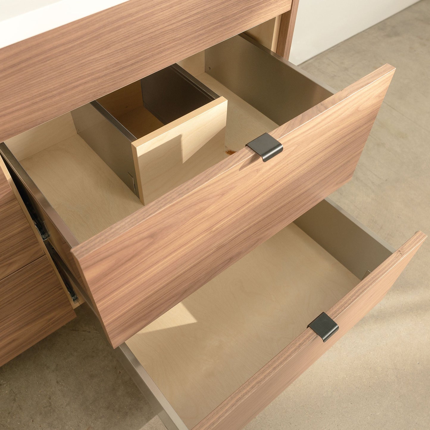 
                  
                    Asher Stainless SLIM 60" American Black Walnut Bathroom Vanity, Double Sink Teodor Bathroom Vanity United States
                  
                