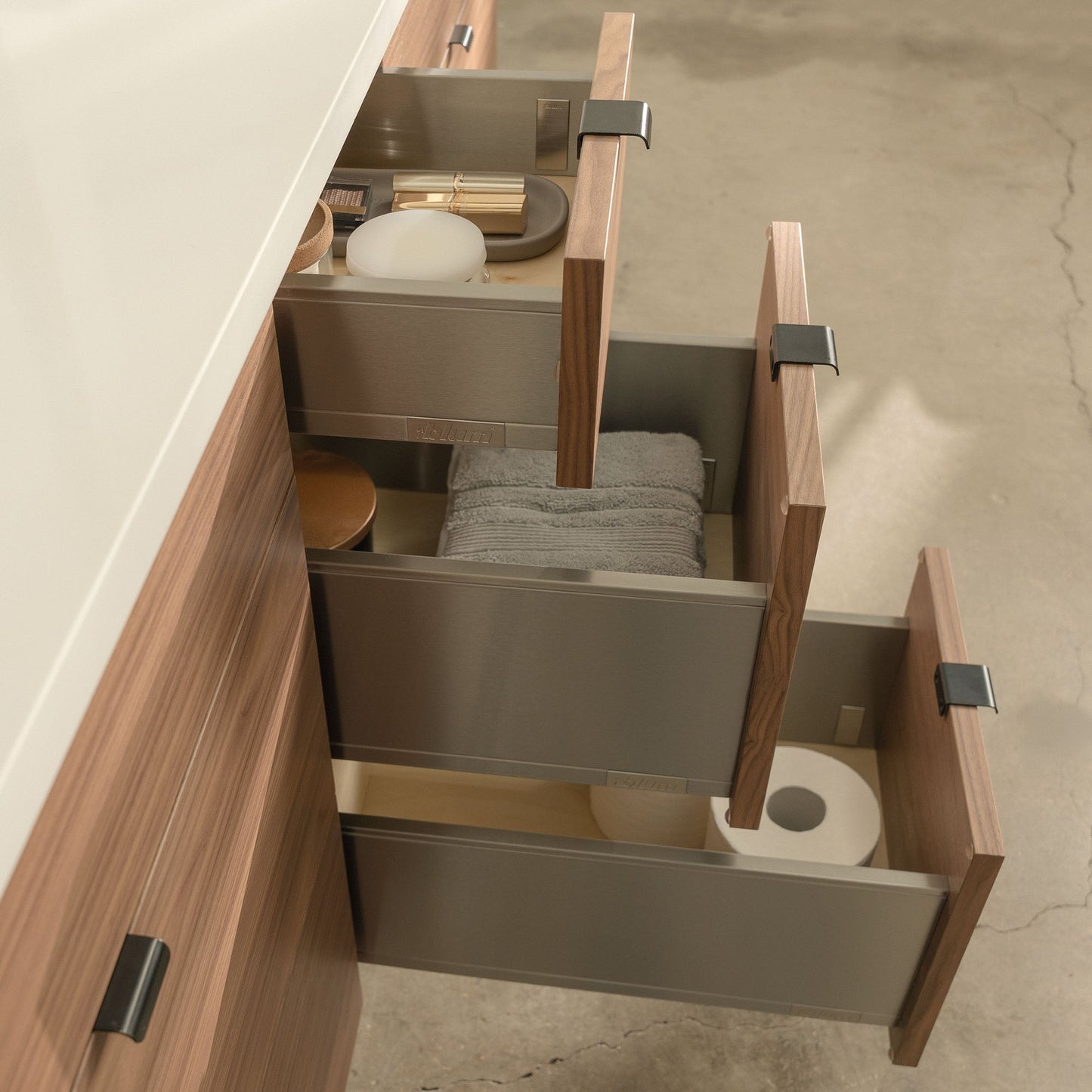 
                  
                    Asher Stainless SLIM 60" American Black Walnut Bathroom Vanity, Double Sink Teodor Bathroom Vanity United States
                  
                