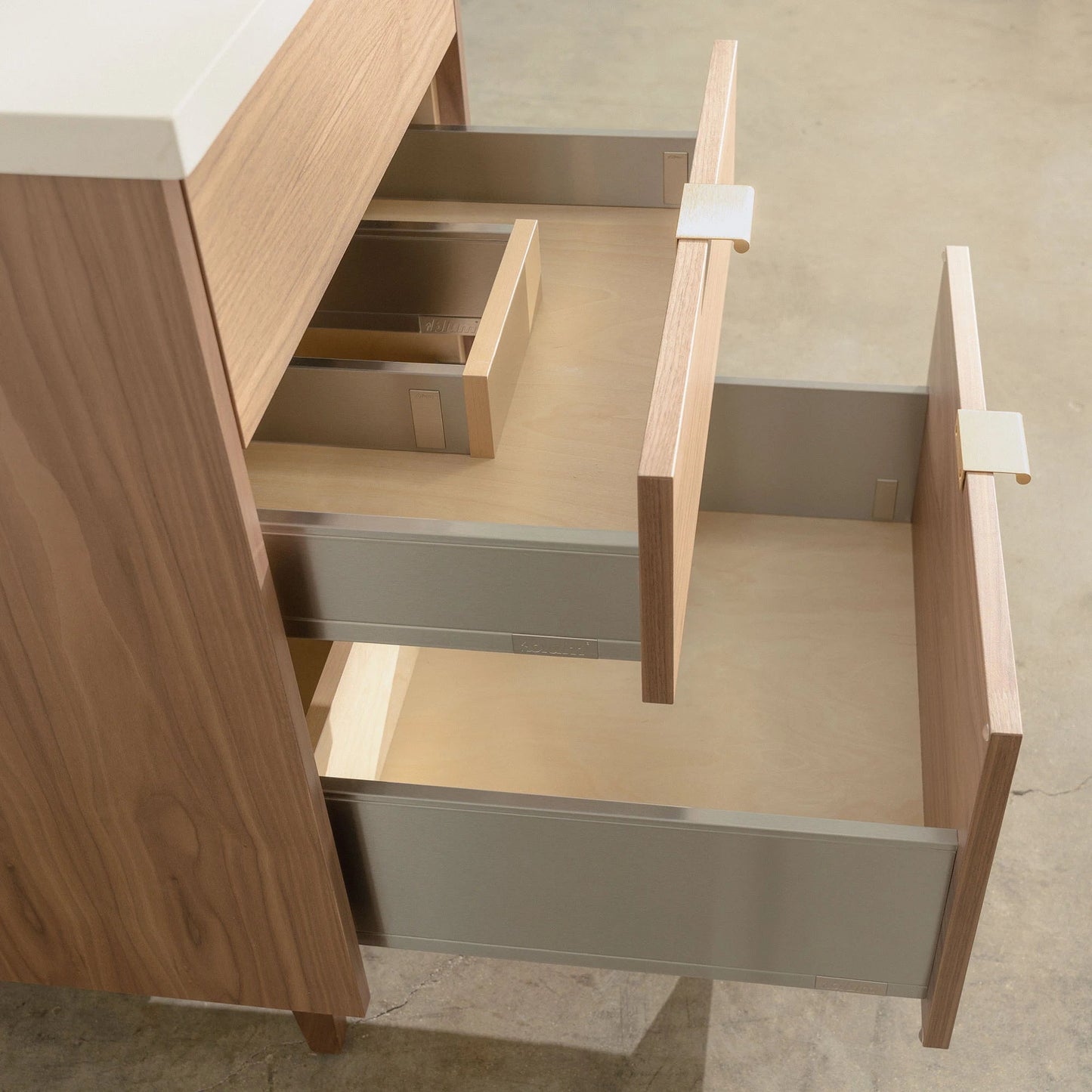 
                  
                    Austin Stainless SLIM 24" American Black Walnut Bathroom Vanity - All Drawers Teodor Bathroom Vanity United States
                  
                